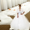 Свадебное платье длиной 1.5 км