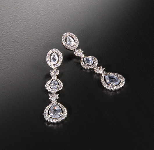 bridal-earrings-main.jpg