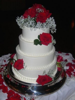 Wedding Cake - Red Roses.jpg