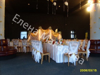 diningroom_sm372.jpg