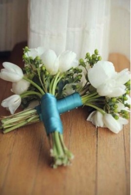 white-tulip-bouquet.jpg
