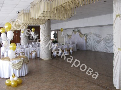 diningroom_sm374.jpg