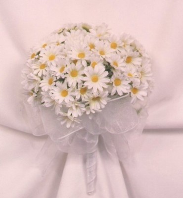 daisyhandtiemediumbig11.jpg