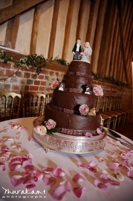 cd_chocolate_wedding_cake.jpg
