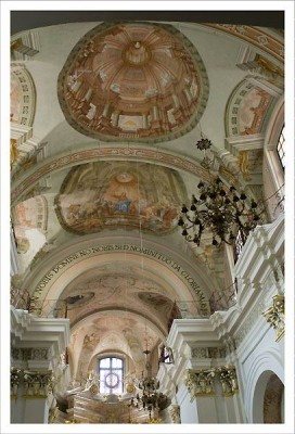 minsk_ceiling.JPG