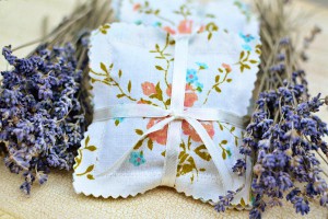 lavender-dryer-bags-good3-300x200.jpg