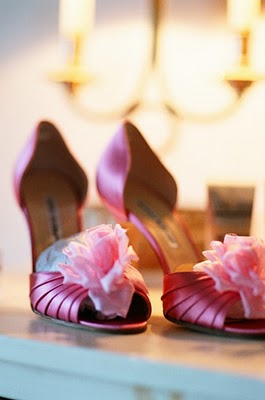 3565_pinkshoesjen02.jpg