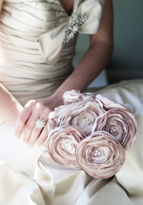 alternative-wedding-flowers.jpg