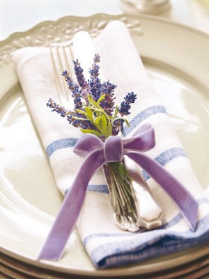 84094409_large_lavenderhomedecoratingideas31.jpg