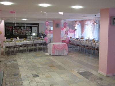 diningroom_sm23.jpg