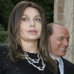 Супперразвод обойдется Берлускони в 100000 евро в день