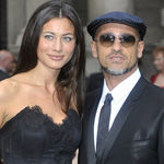 Эрос Рамазотти женился на модели