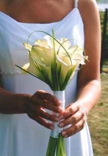 spec_1263396991_Calla-bouquet-lg.jpg