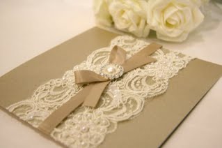 Vintage_Glamour_Lace_Wedding_Invitations_Card_1.JPG