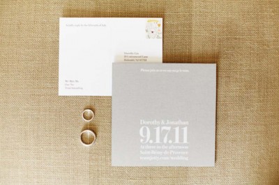 minimalist-gray-and-white-wedding-invitations-4.jpg
