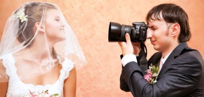 wedding-photographer-bride-camera.jpg