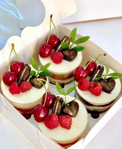 Свадебные торты. торты на любой праздник - Капкейки - фото 12