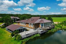 В экоотеле "Кветкi Яблынi" при бронировании свадьбы номер для молодоженов - в подарок!